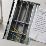 passage câble électrique dans cloison placo norme checklist chantier
